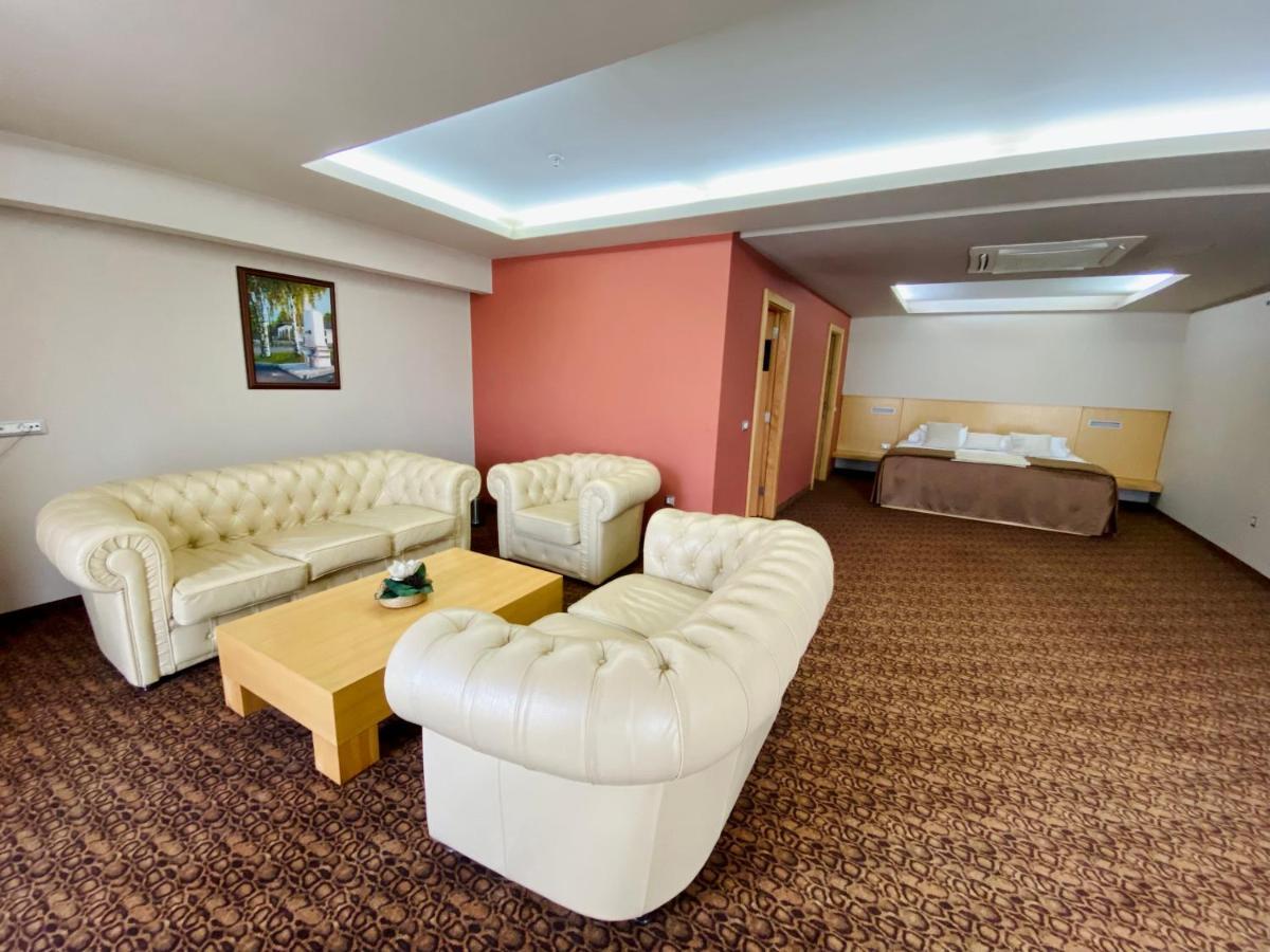 Hotel Zenica Extérieur photo